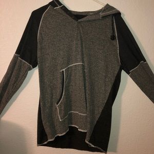 Long sleeve shirt with Hoodie and front pocket